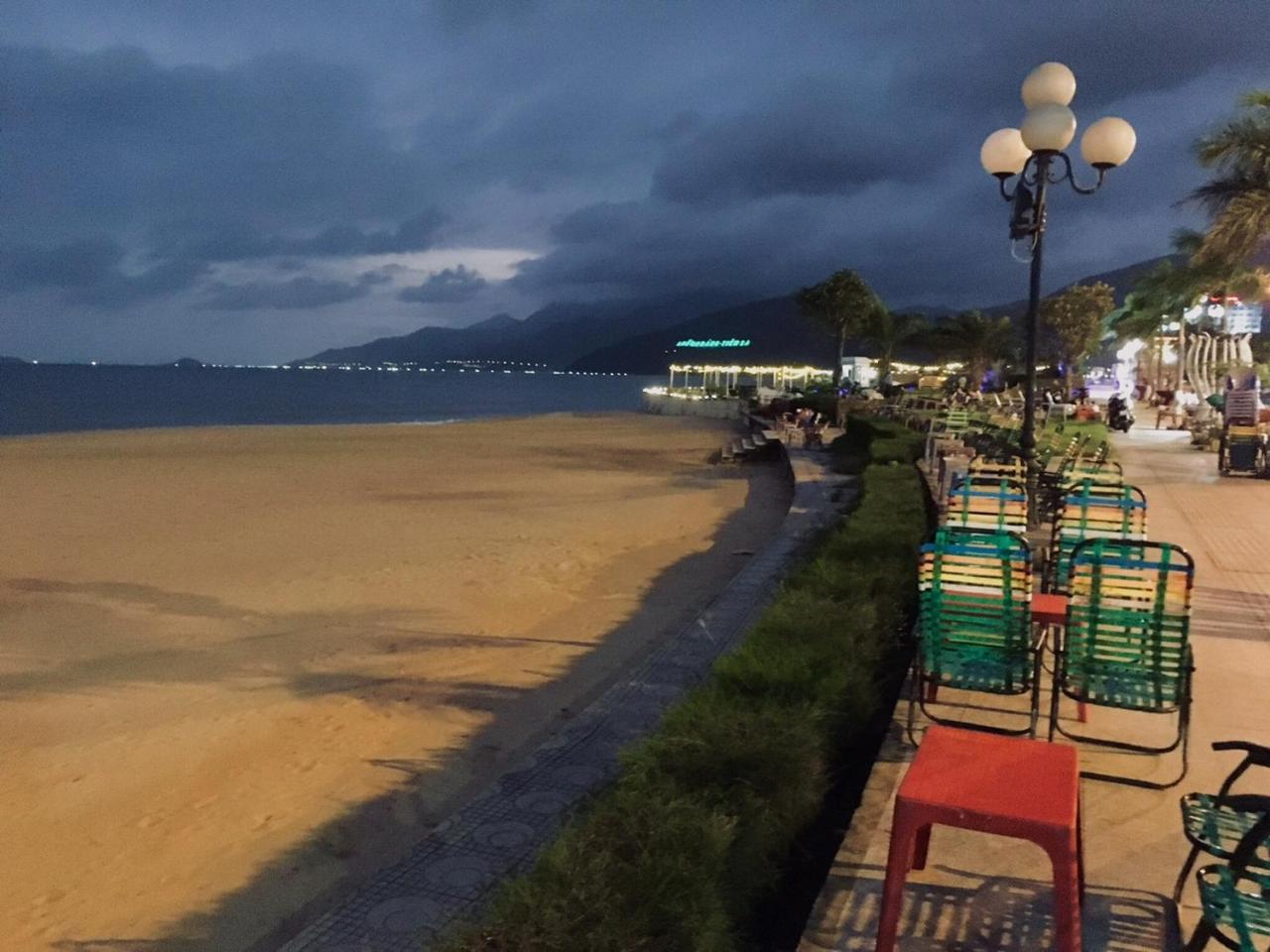 Come To Me H Quy Nhon Esterno foto